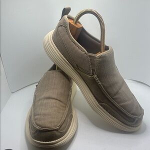 MENS SKECHERS RELAXED FIT SHOES
MEMORY FOAM